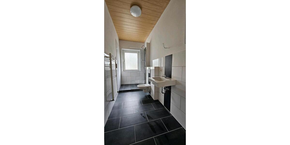Etagenwohnung Wuppertal Gemarkung Barmen - 1 Zimmer, 69 m&sup2;, 570&euro; | Angebot:26378877
