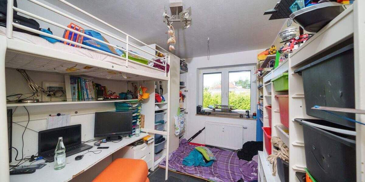 Etagenwohnung Bochum Dahlhausen - 8 Zimmer, 220 m&sup2;, 460.000&euro; | Angebot:24698531