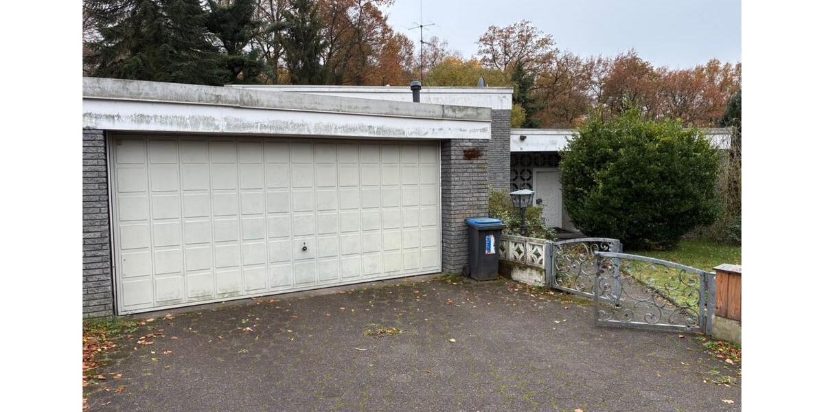 Haus zu verkaufen - 70er Jahre Bungalow am Haardrand 8 zimmer
