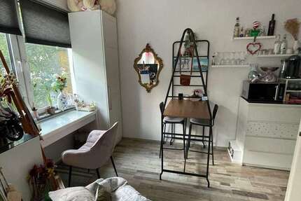 Wohnung zum Mieten in Düsseldorf 357 € 25.5 m²