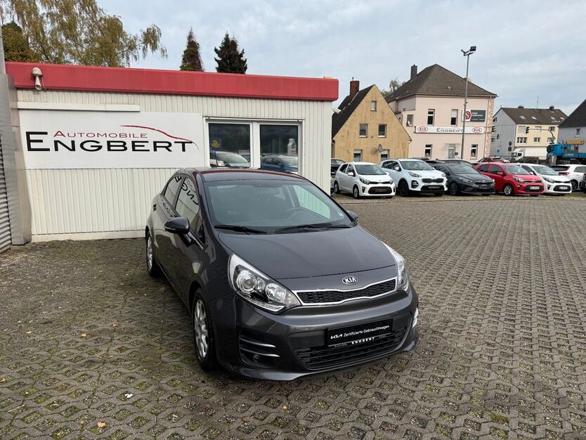 Kia Rio 80.722 km 9.890 € Datteln 45711