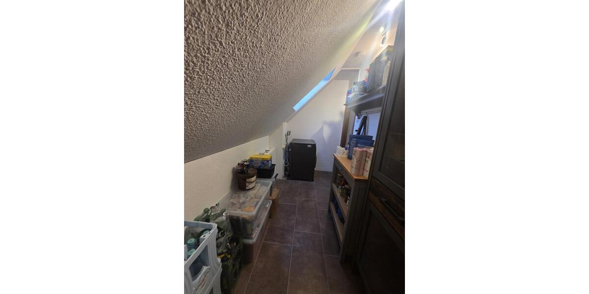 Dachgeschoßwohnung Wuppertal Gemarkung Langerfeld - 2.5 Zimmer, 48 m&sup2;, 500&euro; | Angebot:26396524