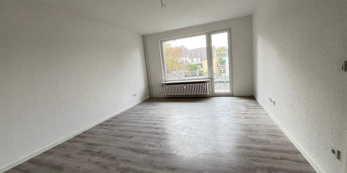 Frisch renovierte 3 Zi Wohnung im 2 OG 3 zimmer