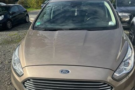 Ford S-Max 44.500 km 22.990 &euro; Wuppertal 42281