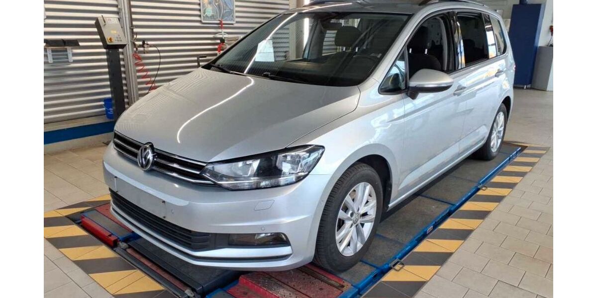 VW Touran 165.000 km 13.490 &euro; Dortmund 44145