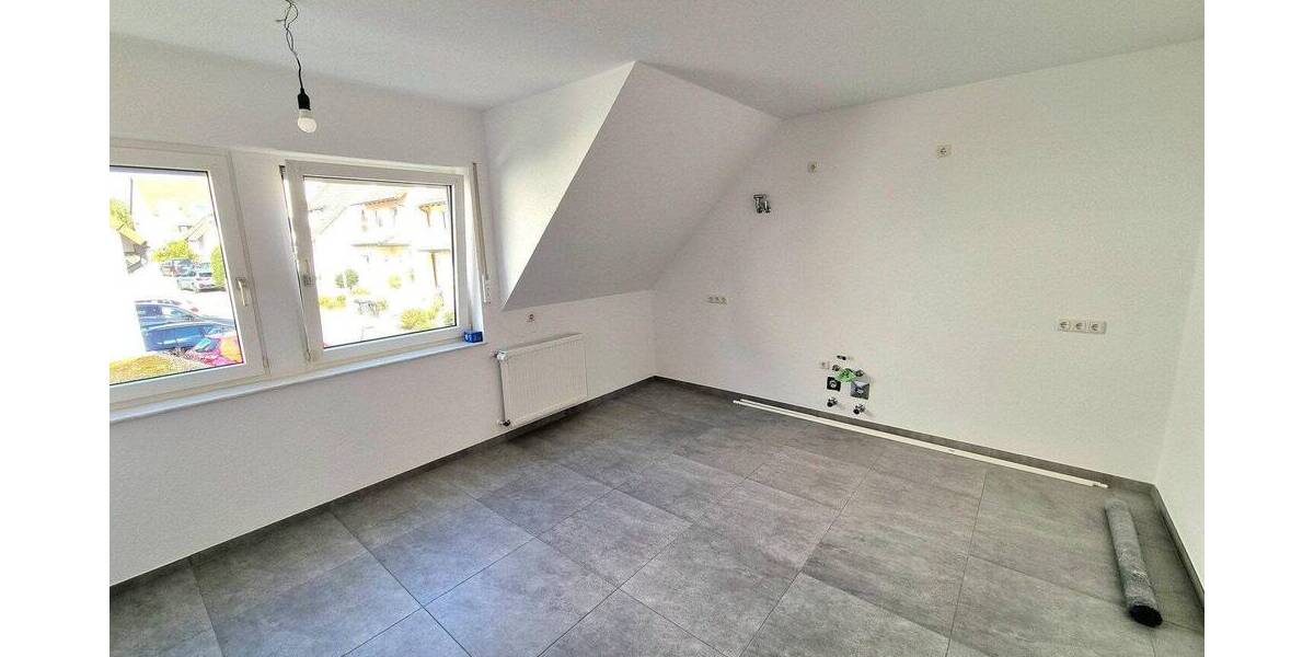 Etagenwohnung Bochum Höntrop - 3 Zimmer, 118 m&sup2;, 1.250&euro; | Angebot:26875118