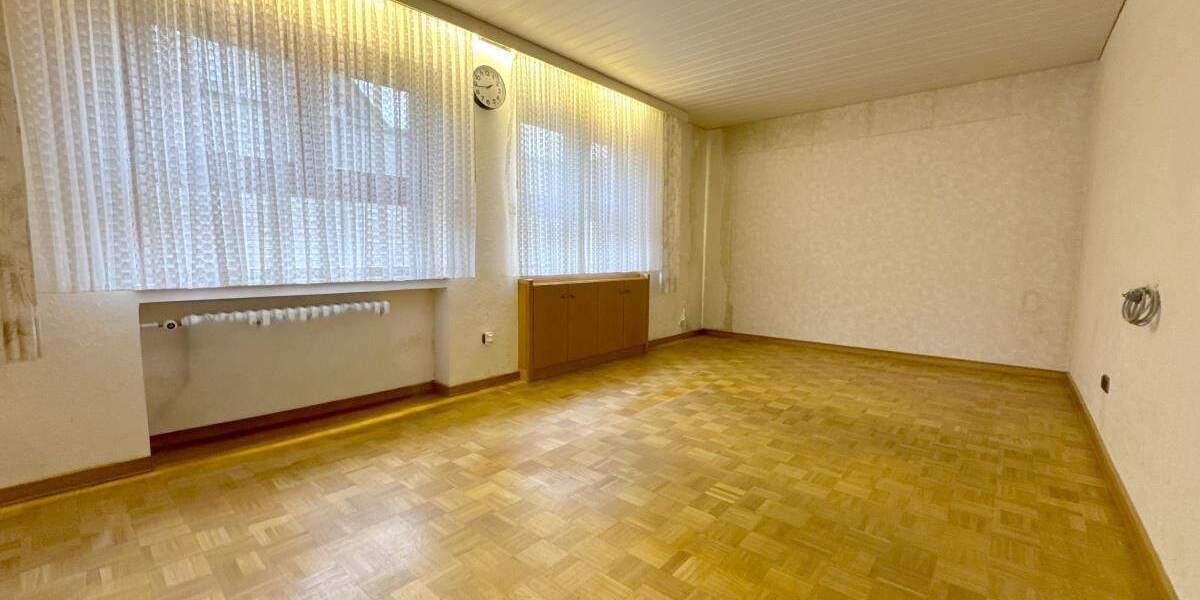 Mehrfamilienhaus, Wohnhaus Oberhausen Sterkrade-Nord - 9 Zimmer, 254 m&sup2;, 759.000&euro; | Angebot:25319533