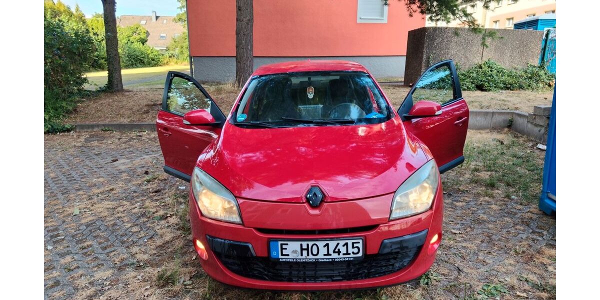 Renault Megane 155.934 km 1.600 &euro; Essen 45356