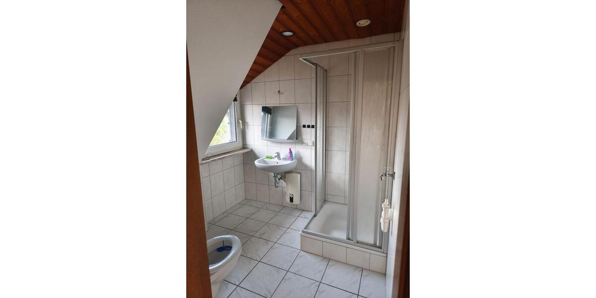 Dachgeschoßwohnung Duisburg Laar - 3 Zimmer, 84 m&sup2;, 850&euro; | Angebot:25152090
