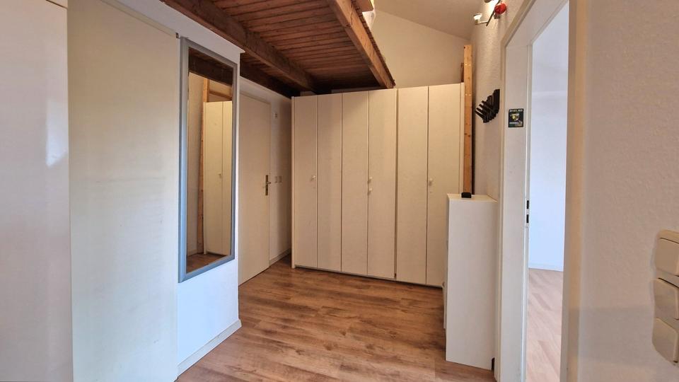 Dachgeschoßwohnung Bochum Bochum-Mitte - 3 Zimmer, 45 m&sup2;, 499&euro; | Angebot:26403722