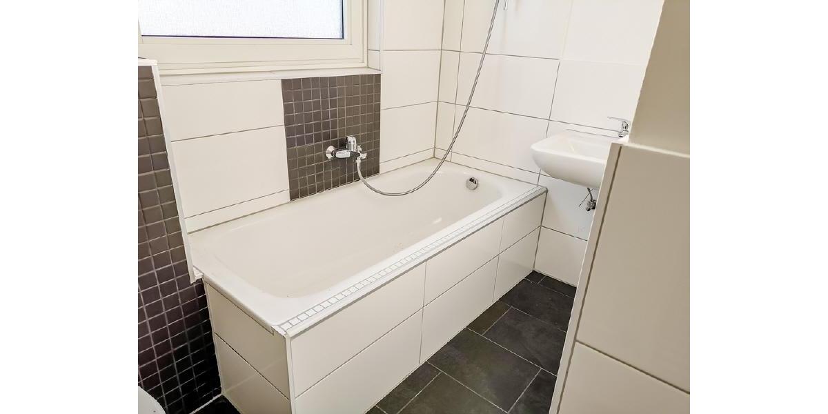 Etagenwohnung Mülheim an der Ruhr Heißen - 4 Zimmer, 77 m&sup2;, 699&euro; | Angebot:25590563