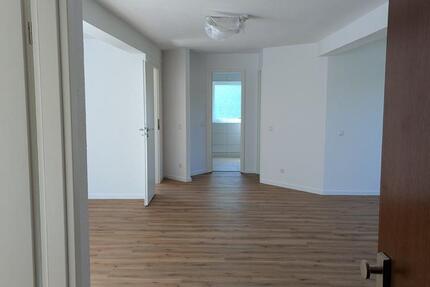 Geschmackvolle 4,5-Zimmer-DG-Wohnung mit gehobener Innenausstattu