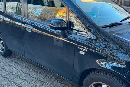 Honda Jazz 193.000 km 1.800 &euro; Wuppertal 42275