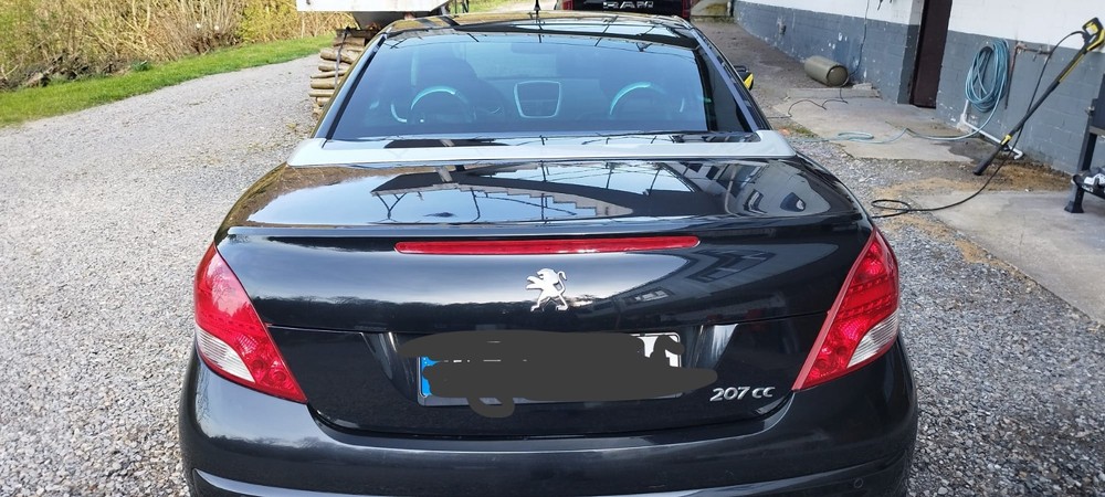 Peugeot 207 CC 220.415 km 1.200 &euro; Gevelsberg 58285