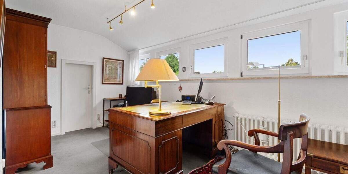 Einfamilienhaus Ratingen Hösel - 8 Zimmer, 303 m&sup2;, 1.450.000&euro; | Angebot:24462555