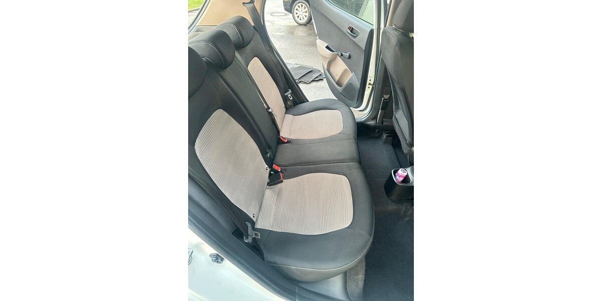 Hyundai i10 65.000 km 4.500 € Essen 45121