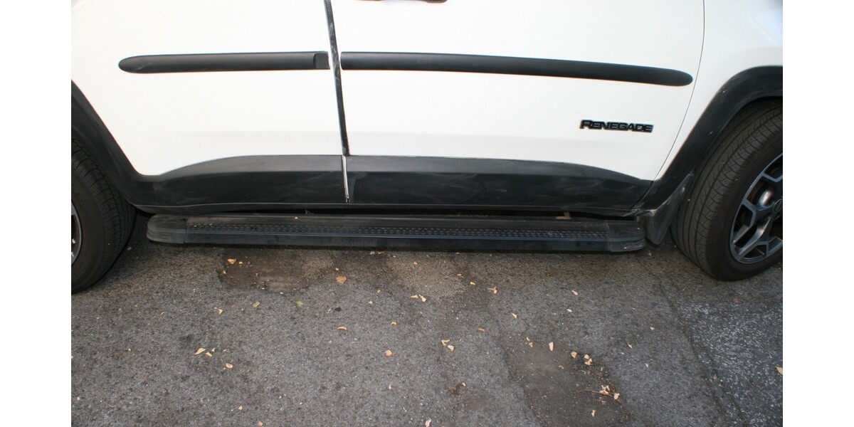 Jeep Renegade 20.555 km 17.450 &euro; Oberhausen 46045