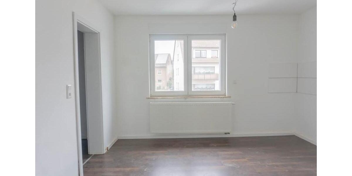 Mehrfamilienhaus, Wohnhaus Bochum Höntrop - 12 Zimmer, 226 m&sup2;, 3.000&euro; | Angebot:26121769