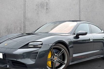 Porsche Taycan 79.751 km 81.490 &euro; Recklinghausen 45665