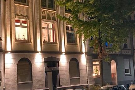 Charmante Altbauwohnung in guter Lage 4 zimmer