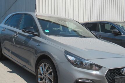 Hyundai i30 43.218 km 15.890 &euro; Herne 44653