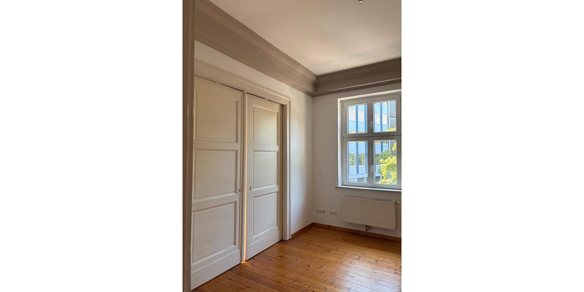 Etagenwohnung Duisburg - 4 Zimmer, 100 m&sup2;, 259.000&euro; | Angebot:27055669