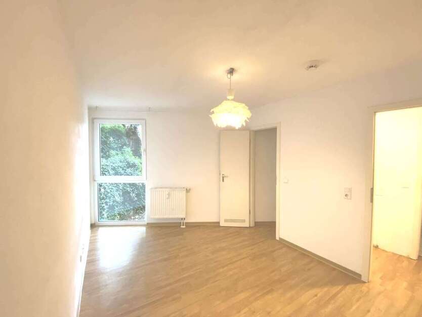 Wohnung zum Mieten in Dortmund 400 € 18.22 m²