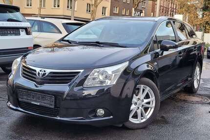 Toyota Avensis 144.000 km 9.990 € Essen 45144