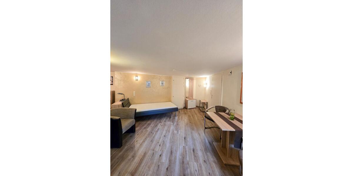 Etagenwohnung Essen Stadtbezirk II - 1 Zimmer, 21 m&sup2;, 300&euro; | Angebot:25305577