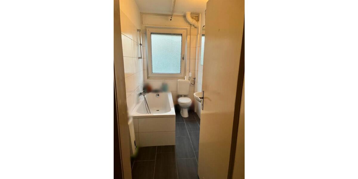 2,5 Zimmer Wohnung ab März frei in Duisburg MeiderichBeeck 2.5 zimmer