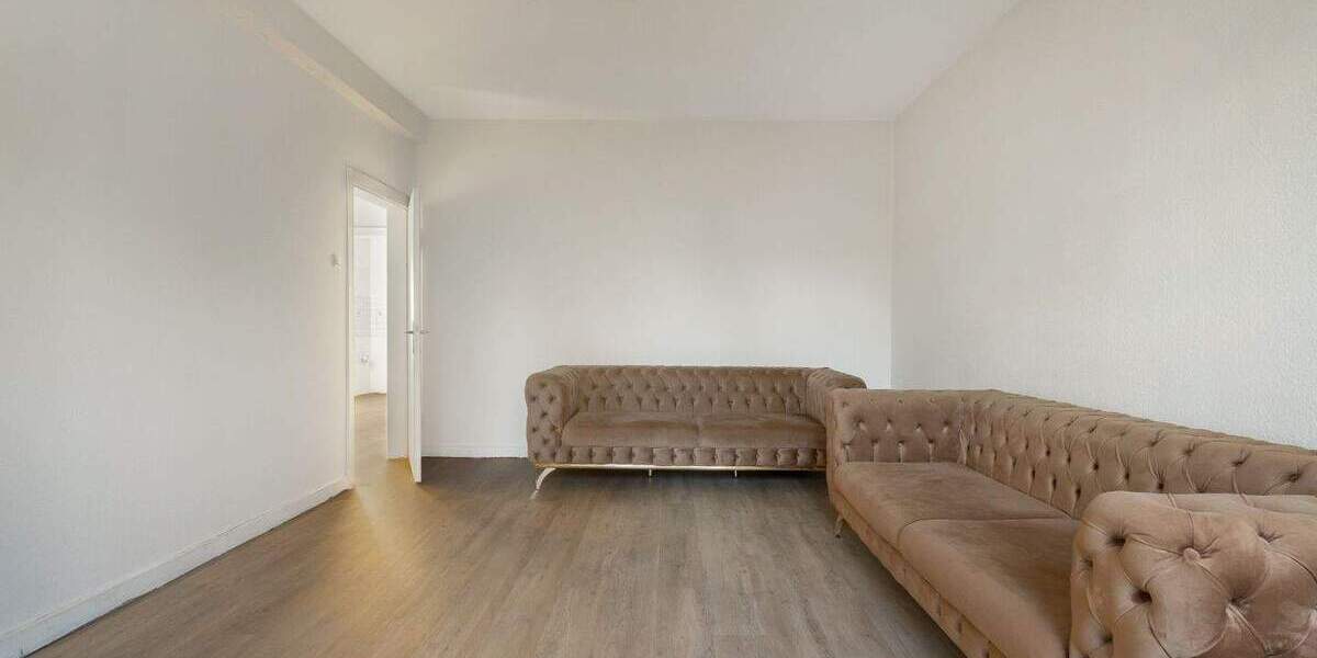 Wohnen mit Komfort: 2,5-Zimmer-Etagenwohnung mit Balkon, Garage und modernem Ambiente 2 zimmer