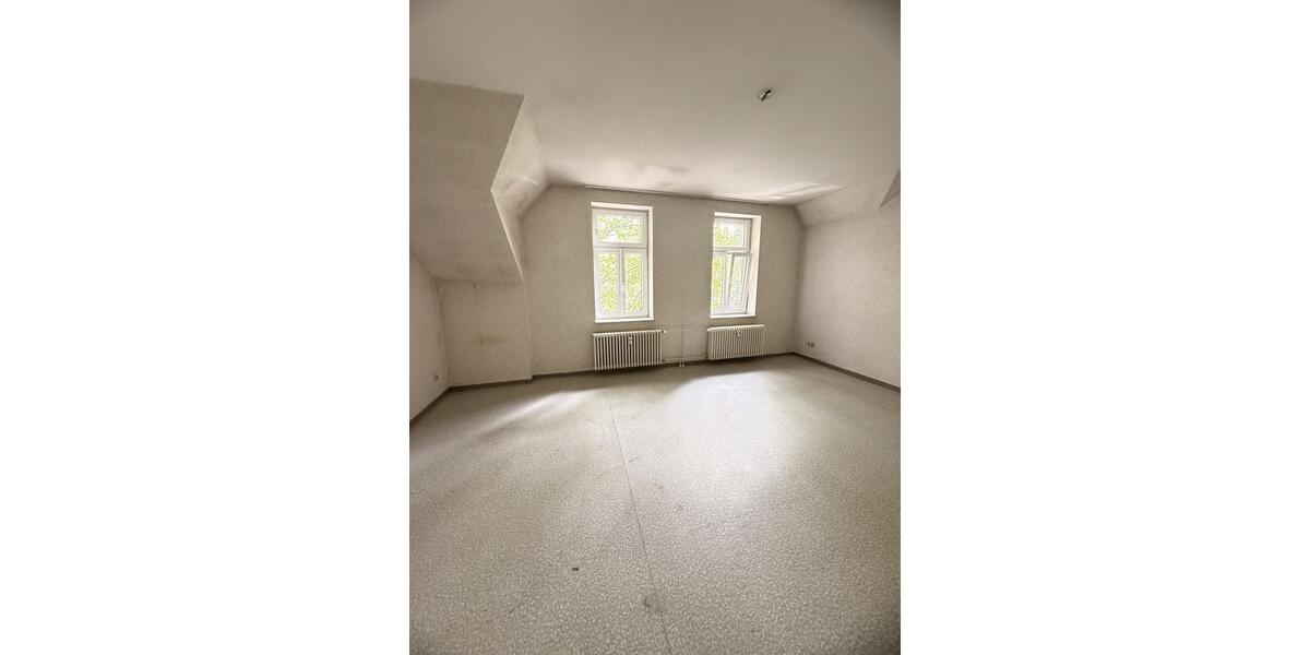 Dachgeschoßwohnung Duisburg Hamborn - 3.5 Zimmer, 70 m&sup2;, 321&euro; | Angebot:26595023