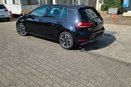 VW Golf 226.142 km 10.499 &euro; Datteln 45711