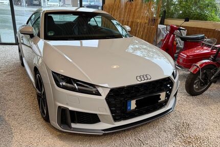 Audi TT 108.000 km 24.999 € Wuppertal 42115