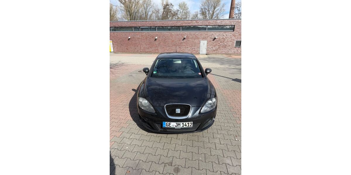 Seat Leon 136.678 km 5.800 &euro; Gelsenkirchen 45896