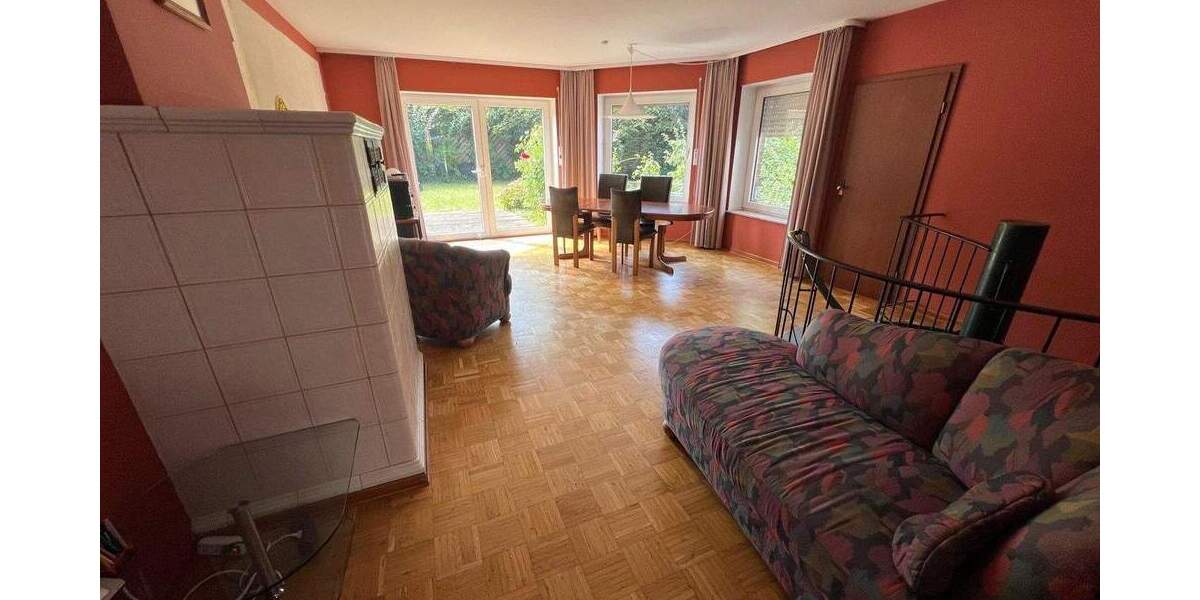 Bungalow mit großer Grundfläche Fußbodenheizung & Dämmung 1 zimmer