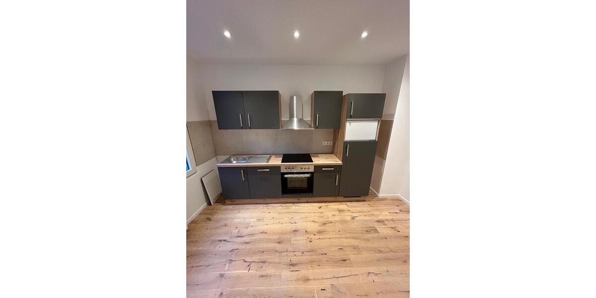 Erdgeschoßwohnung Wuppertal Unterbarmen - 2 Zimmer, 76 m&sup2;, 819&euro; | Angebot:26236669