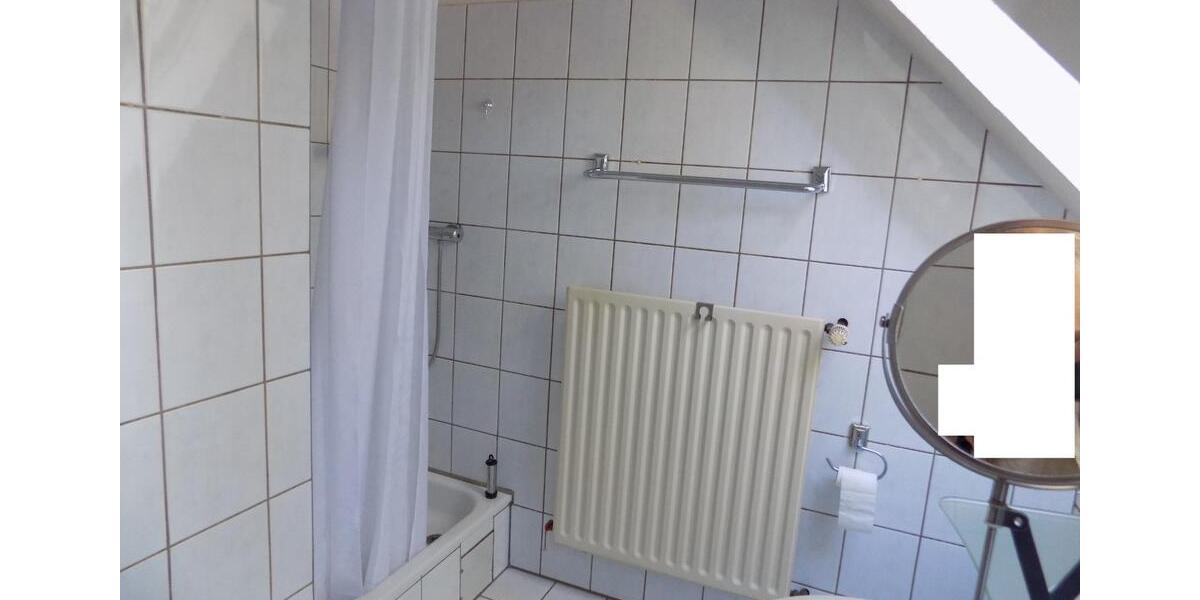 Dachgeschoßwohnung Herne Wanne - 2.5 Zimmer, 51 m&sup2;, 390&euro; | Angebot:25102137