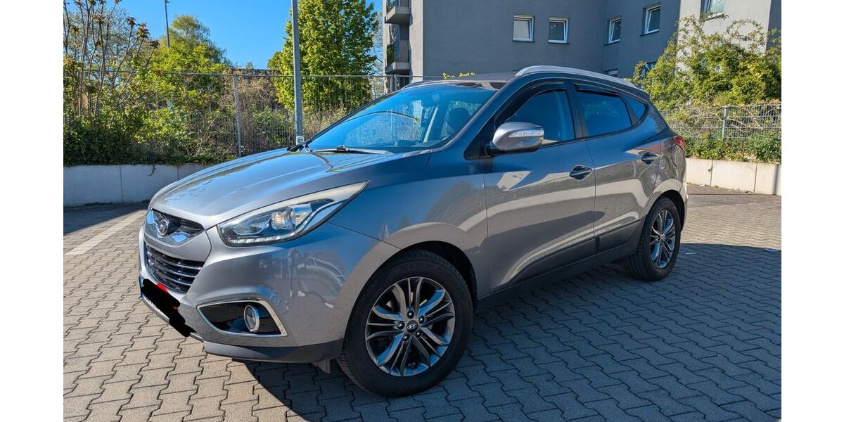 Hyundai ix35 129.000 km 11.299 &euro; Gladbeck 45968
