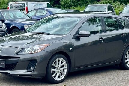 Mazda 3 89.643 km 7.890 &euro; Recklinghausen 45665
