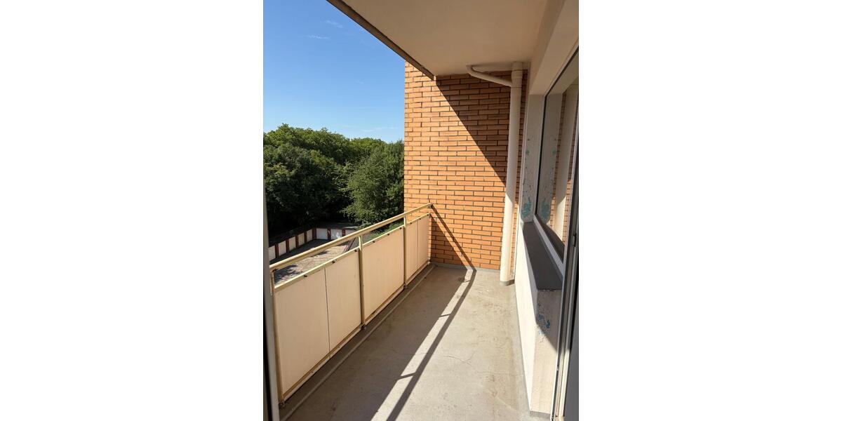 Modernisierte 3 Zimmer-Wohnung mit Aufzug in Meiderich - Nähe Stadtpark 3 zimmer