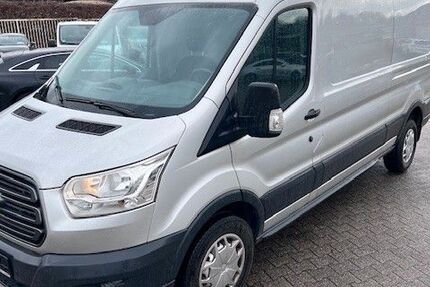 Ford Transit 140.767 km 10.399 &euro; Bochum 44807