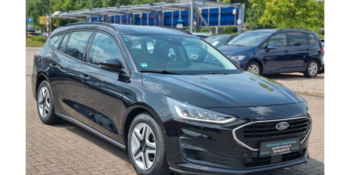 Ford Focus 30.400 km 17.987 &euro; Essen 45141