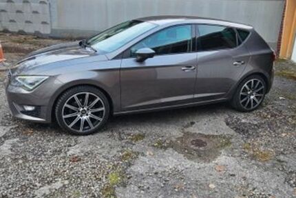 Seat Leon 185.000 km 10.000 &euro; Essen 45355