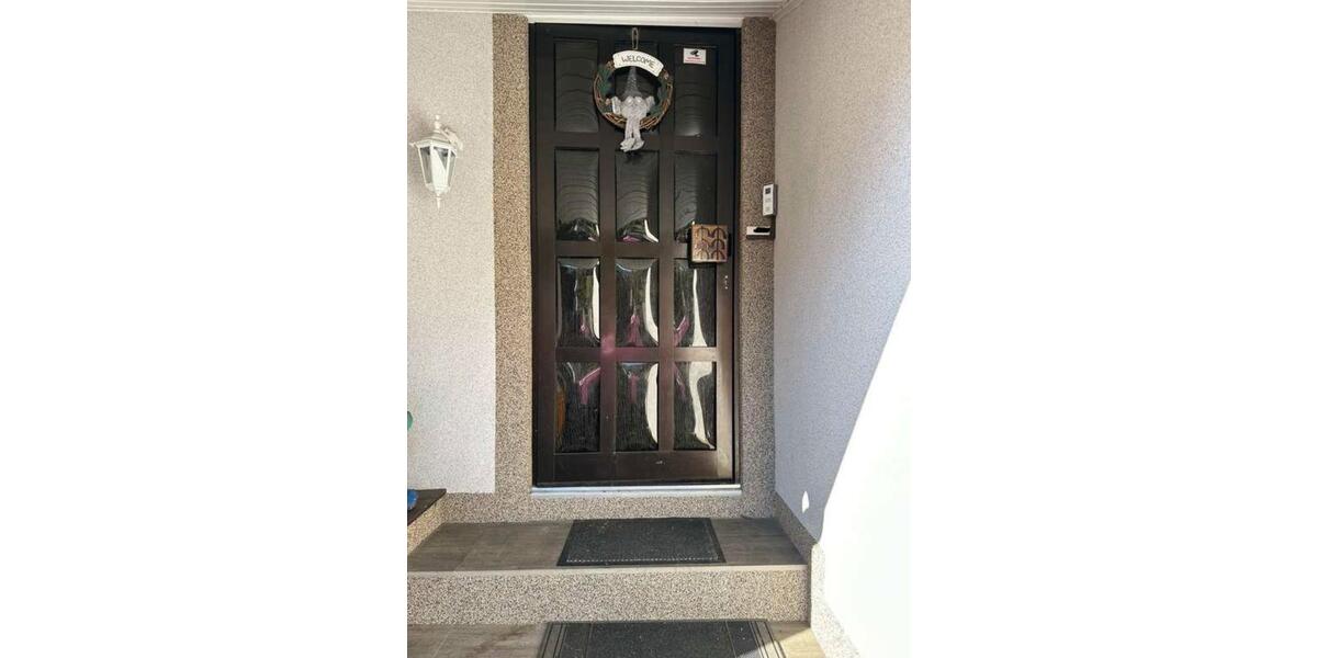 Leben im Grünen: Haus mit separater Büro- oder Wohneinheit 8 zimmer