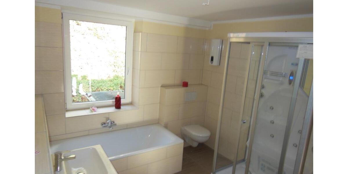 3 Zimmer-Dachgeschosswohnung (4. OG) Wuppertal-Elberfeld 3 zimmer