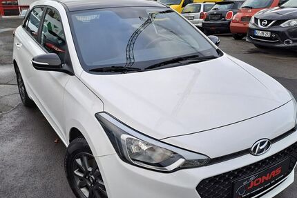 Hyundai i20 25.250 km 11.900 &euro; Sprockhövel 45549