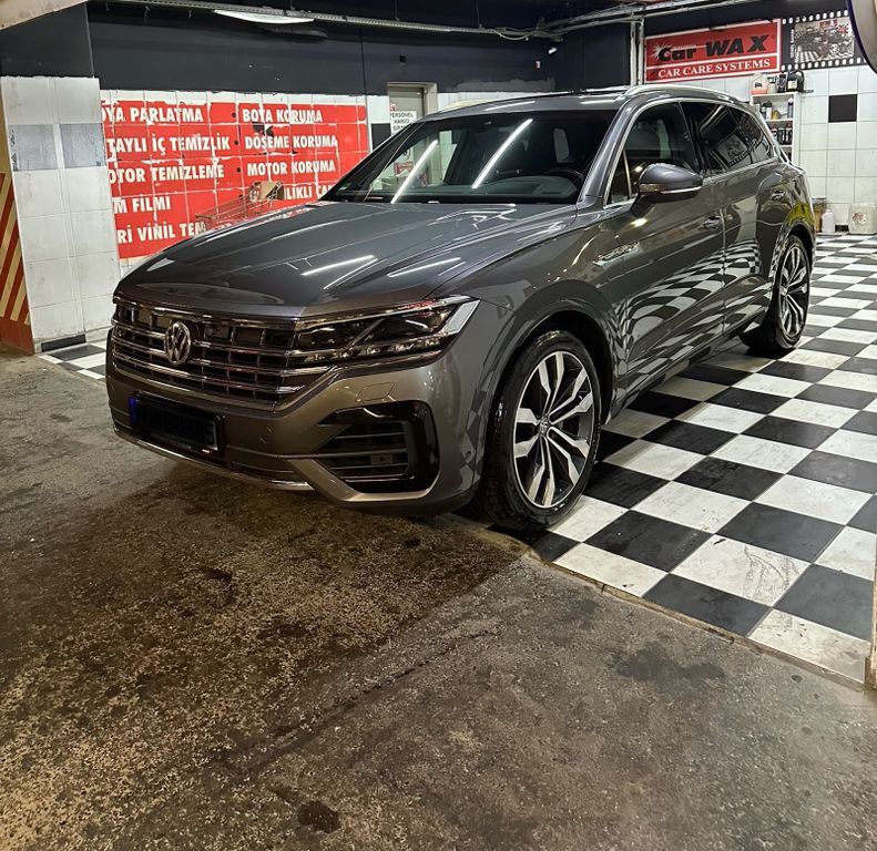 VW Touareg 107.000 km 43.500 € Wuppertal 42327