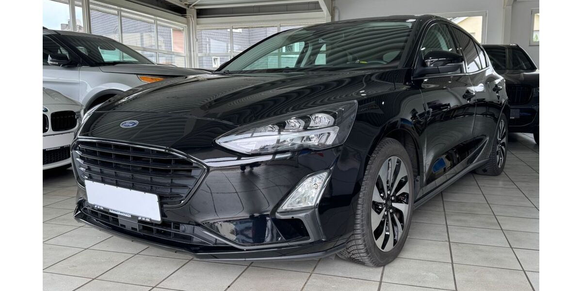 Ford Focus 81.105 km 11.990 &euro; Gevelsberg 58285
