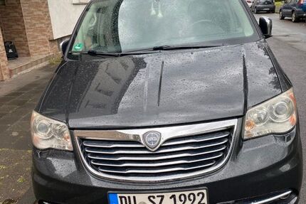 Lancia Voyager 305.000 km 5.990 &euro; Duisburg 47229